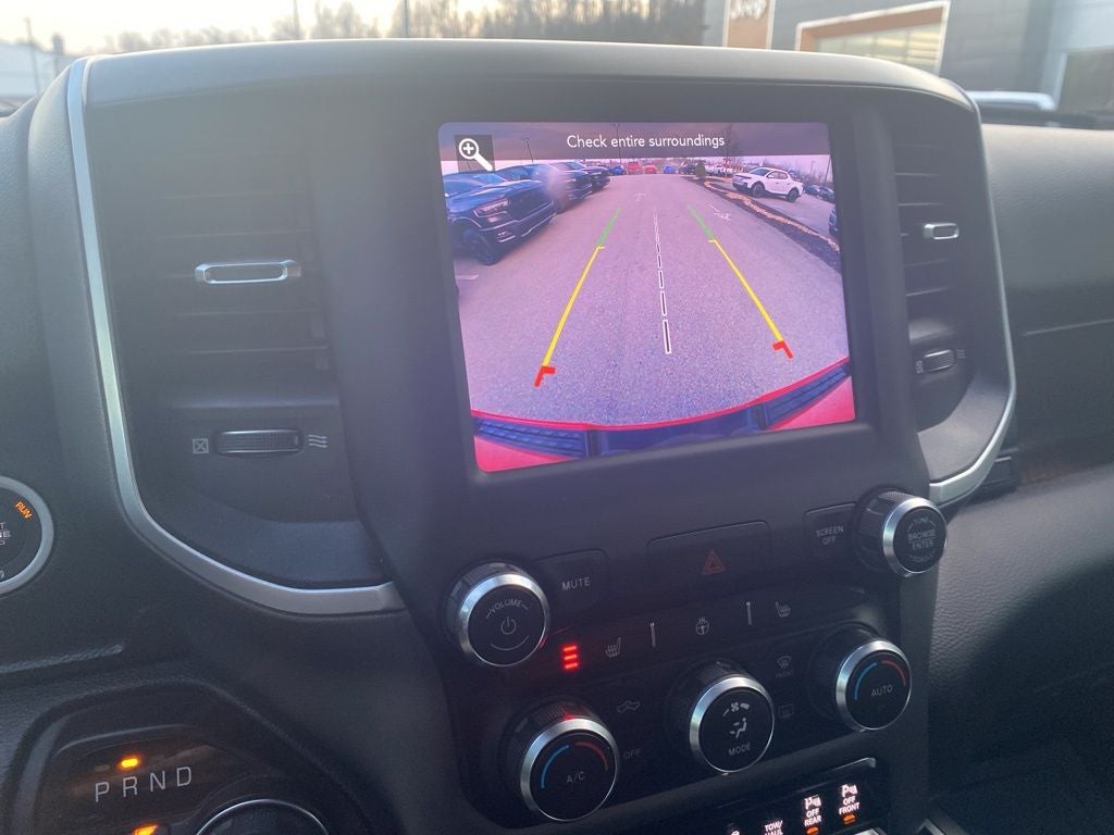 2020 RAM 1500 Big Horn Crew Cab 4x4 5'7' Box