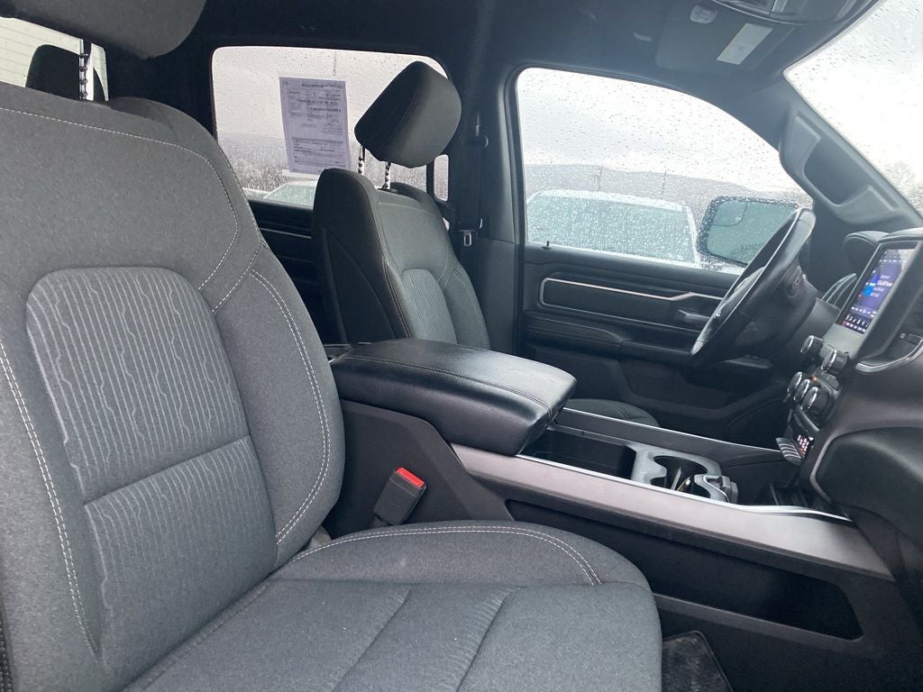 2021 RAM 1500 Big Horn Crew Cab 4x4 5'7' Box