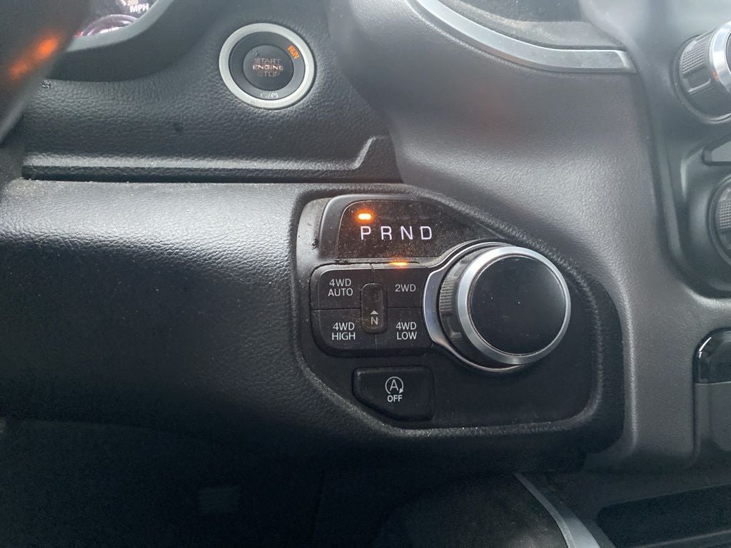 2021 RAM 1500 Big Horn Crew Cab 4x4 5'7' Box