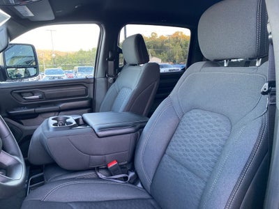 2026 RAM 1500 RAM 1500 TRADESMAN CREW CAB 4X4 5'7' BOX