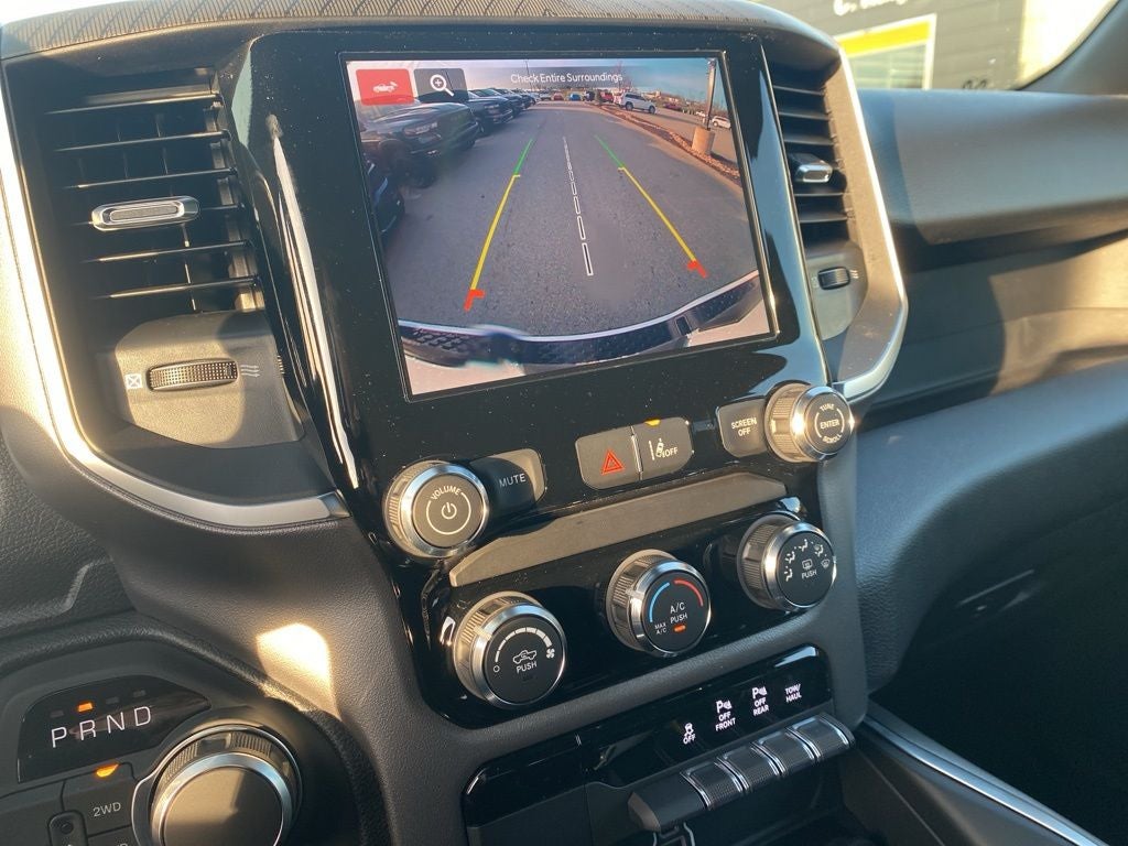 2026 RAM 1500 RAM 1500 EXPRESS CREW CAB 4X4 5'7' BOX