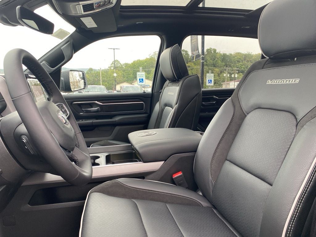 2026 RAM 1500 RAM 1500 LARAMIE CREW CAB 4X4 5'7' BOX