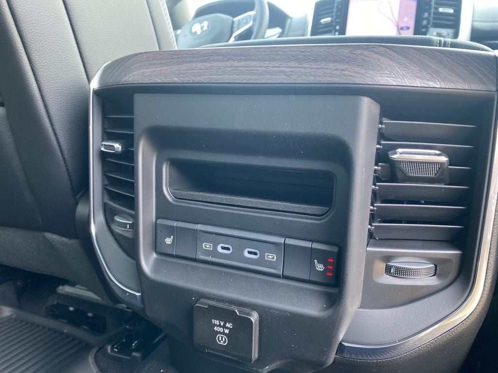 2026 RAM 1500 RAM 1500 LARAMIE CREW CAB 4X4 5'7' BOX