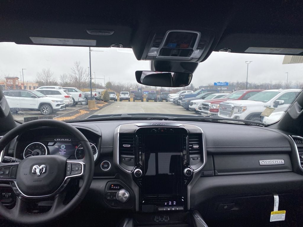 2026 RAM 1500 RAM 1500 LARAMIE CREW CAB 4X4 5'7' BOX