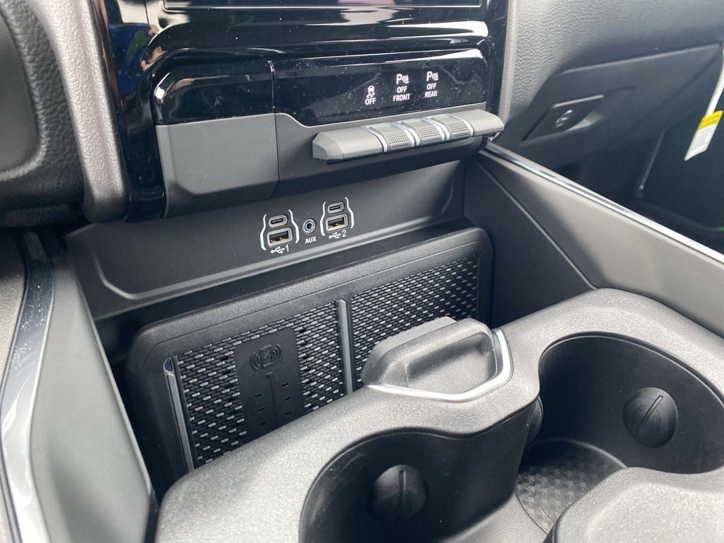 2026 RAM 1500 RAM 1500 LARAMIE CREW CAB 4X4 5'7' BOX