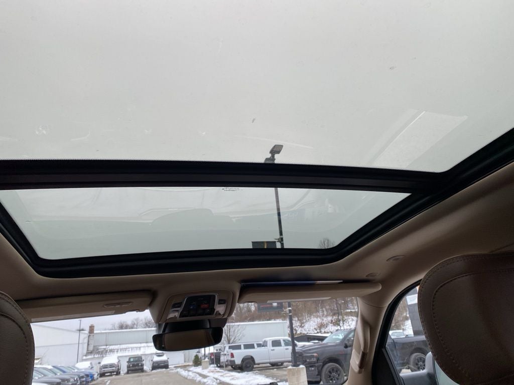 2020 RAM 1500 Laramie Longhorn Crew Cab 4x4 5'7' Box