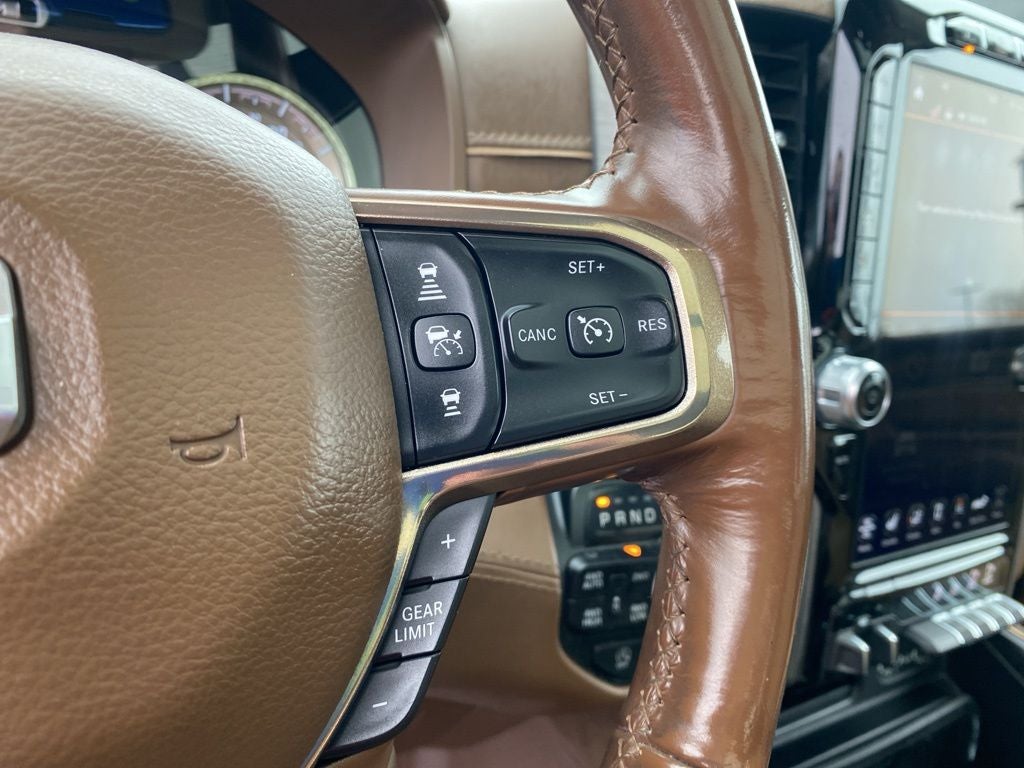 2020 RAM 1500 Laramie Longhorn Crew Cab 4x4 5'7' Box