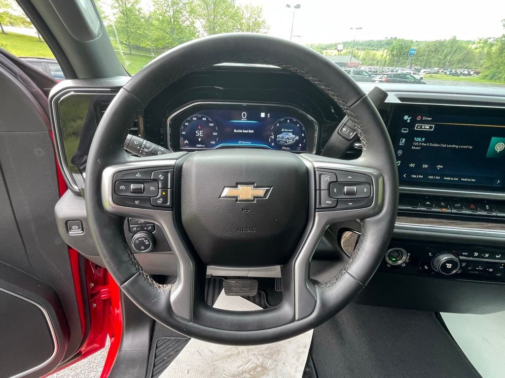 2023 Chevrolet Silverado 1500 LT