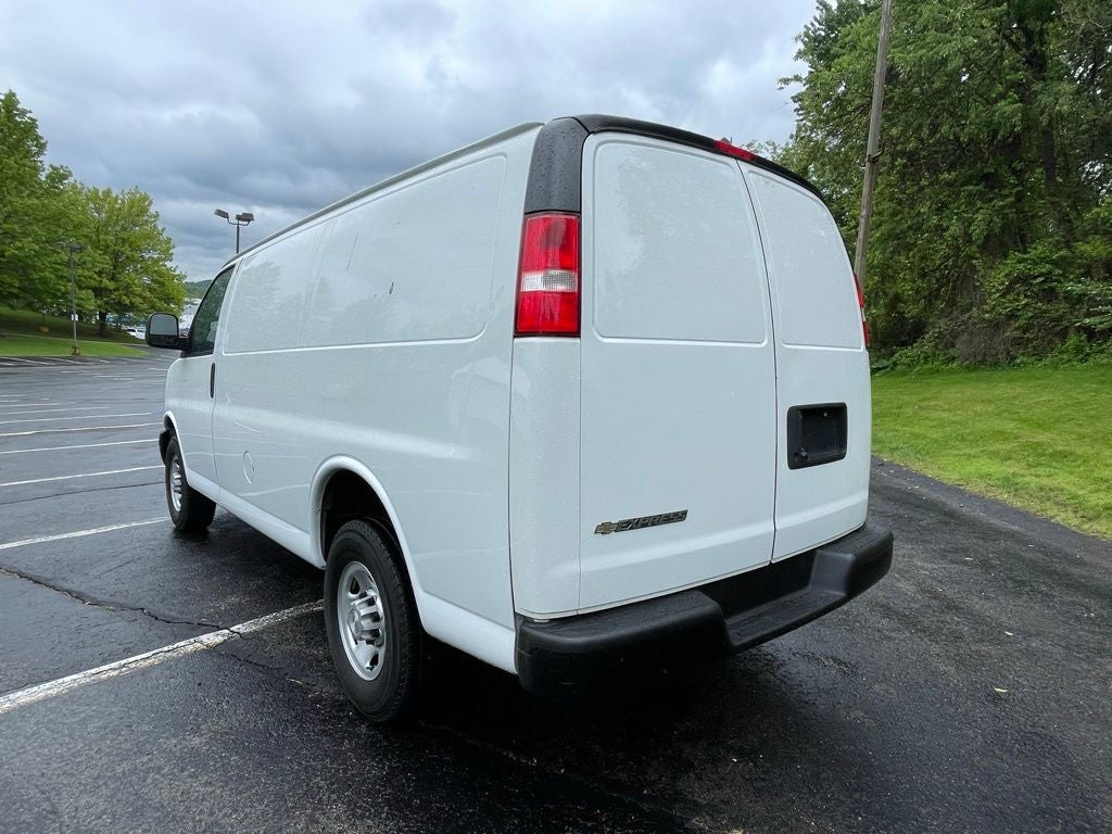 2021 Chevrolet Express 3500 Work Van Cargo