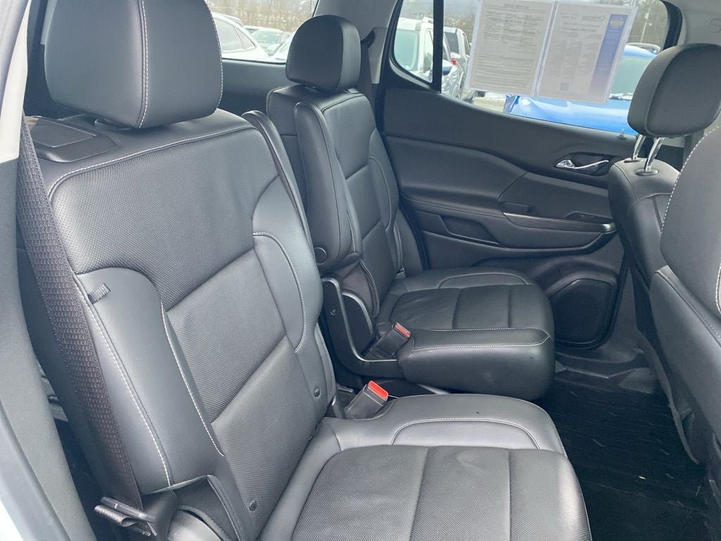 2023 GMC Acadia AWD SLT