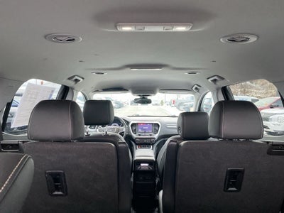 2023 GMC Acadia AWD SLT