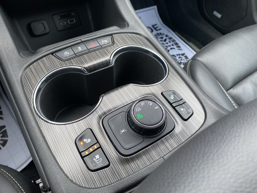 2023 GMC Acadia AWD SLT