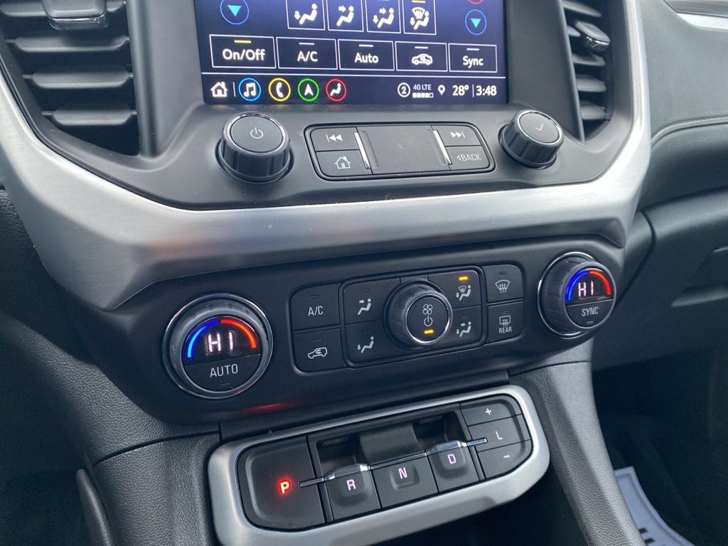 2023 GMC Acadia AWD SLT