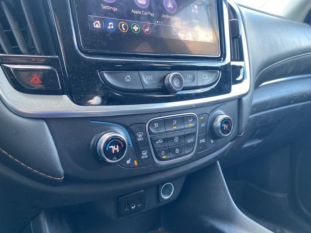 2020 Chevrolet Traverse AWD LT Cloth