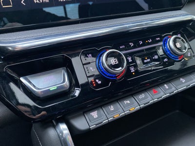 2024 GMC Sierra 2500HD 4WD Crew Cab Standard Bed Denali