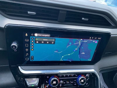 2024 GMC Sierra 2500HD 4WD Crew Cab Standard Bed Denali