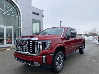 2024 GMC Sierra 2500HD 4WD Crew Cab Standard Bed Denali