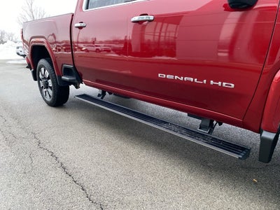 2024 GMC Sierra 2500HD 4WD Crew Cab Standard Bed Denali