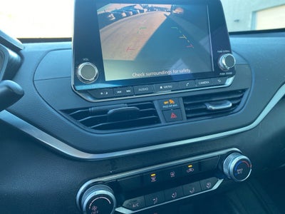 2022 Nissan Altima SV FWD