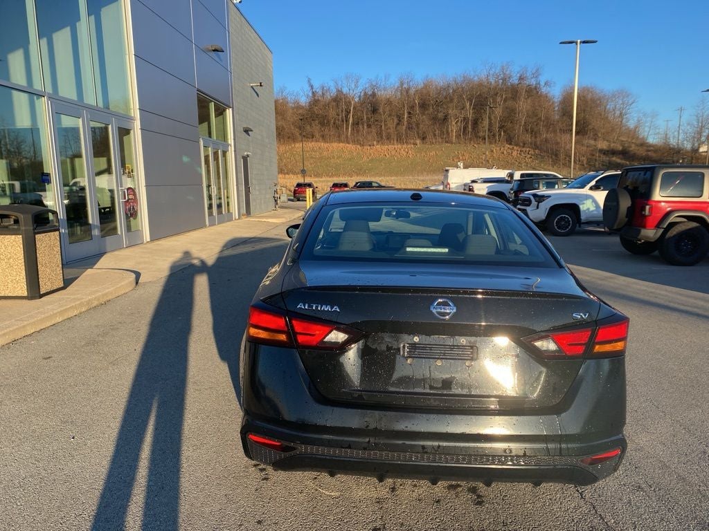 2022 Nissan Altima SV FWD