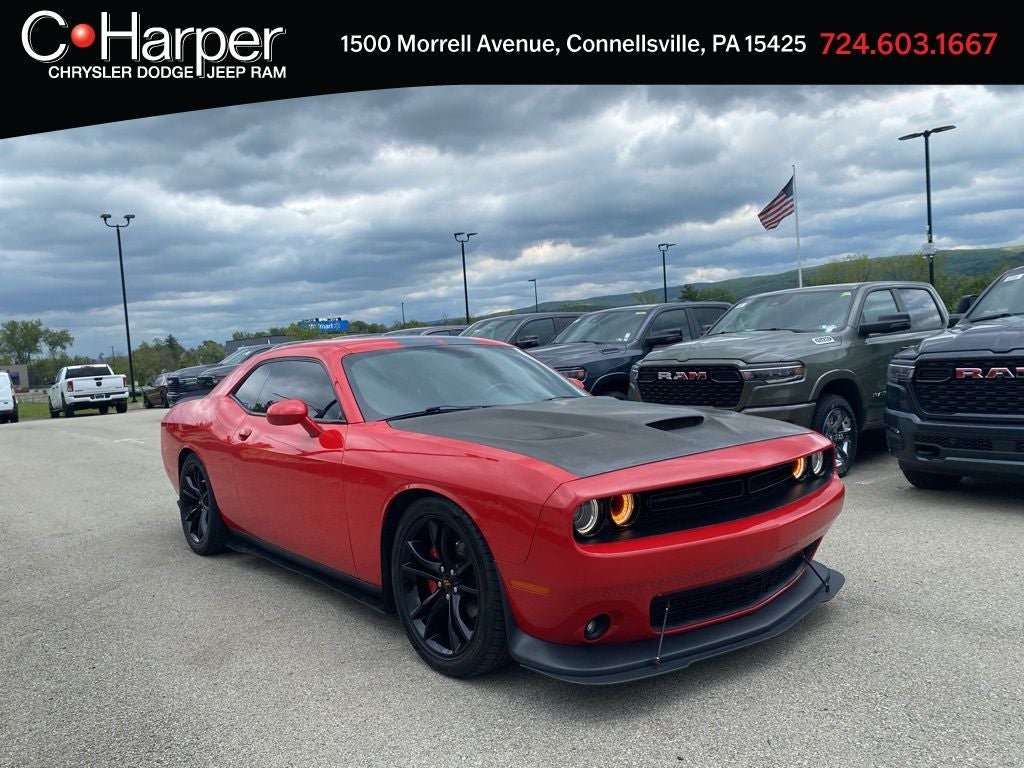 2016 Dodge Challenger SXT