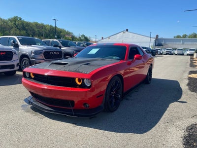2016 Dodge Challenger SXT