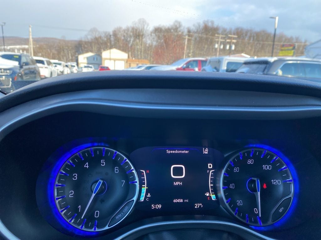 2024 Chrysler Pacifica TOURING L