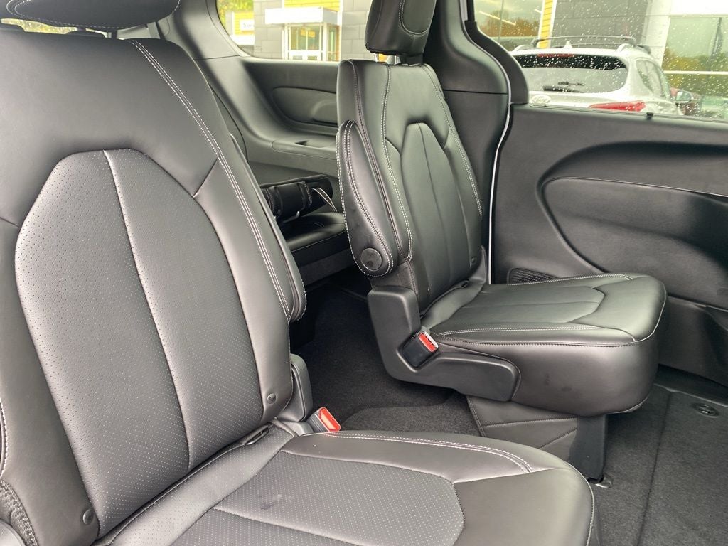 2026 Chrysler Voyager VOYAGER LX