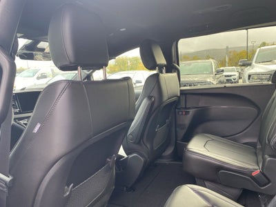 2026 Chrysler Voyager VOYAGER LX