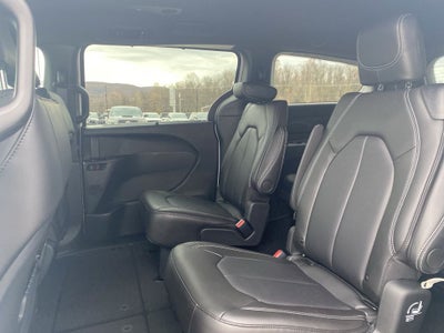 2026 Chrysler Voyager VOYAGER LX