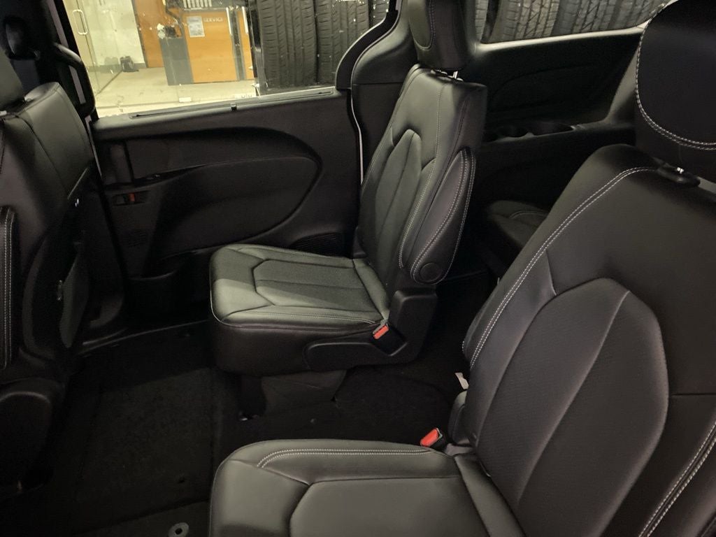 2026 Chrysler Pacifica PACIFICA SELECT AWD