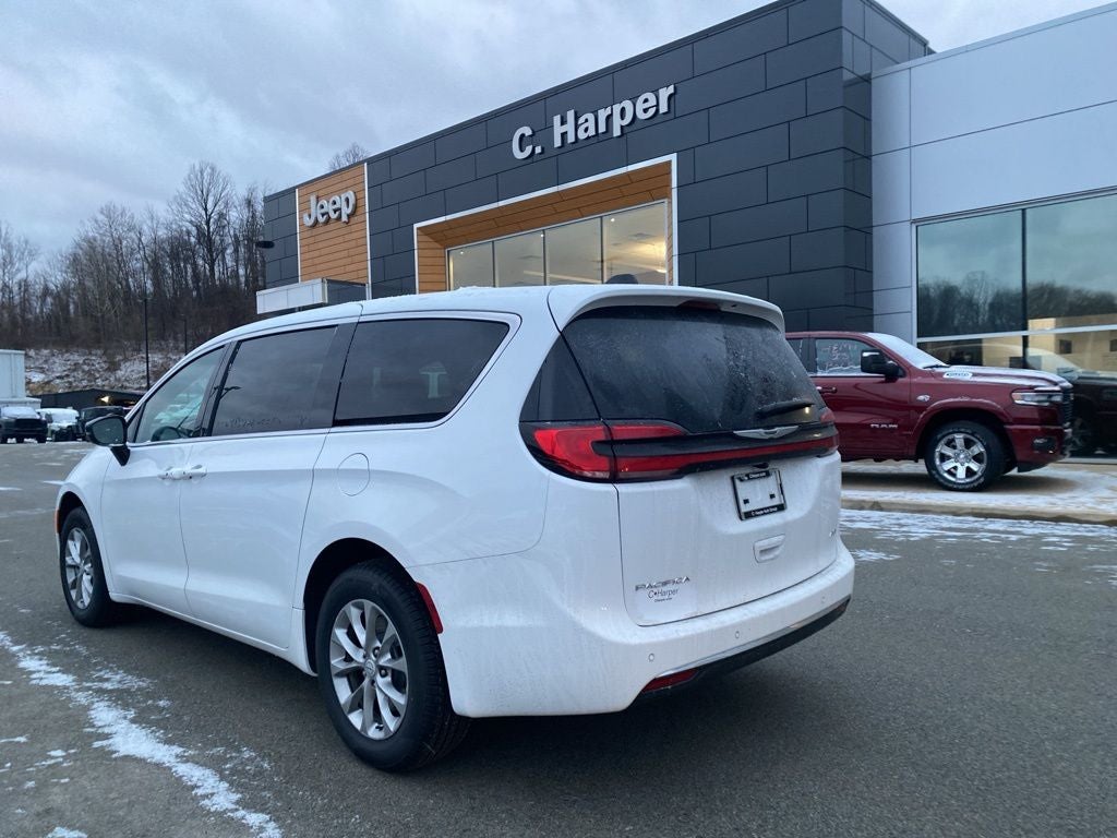 2026 Chrysler Pacifica PACIFICA SELECT AWD