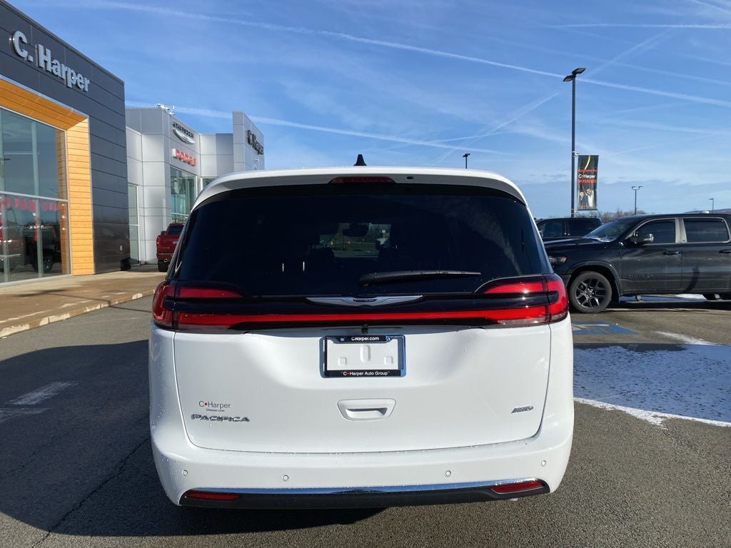 2026 Chrysler Pacifica PACIFICA SELECT AWD
