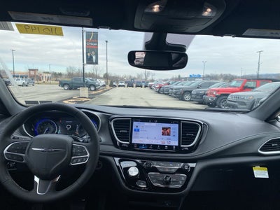 2026 Chrysler Pacifica PACIFICA SELECT AWD