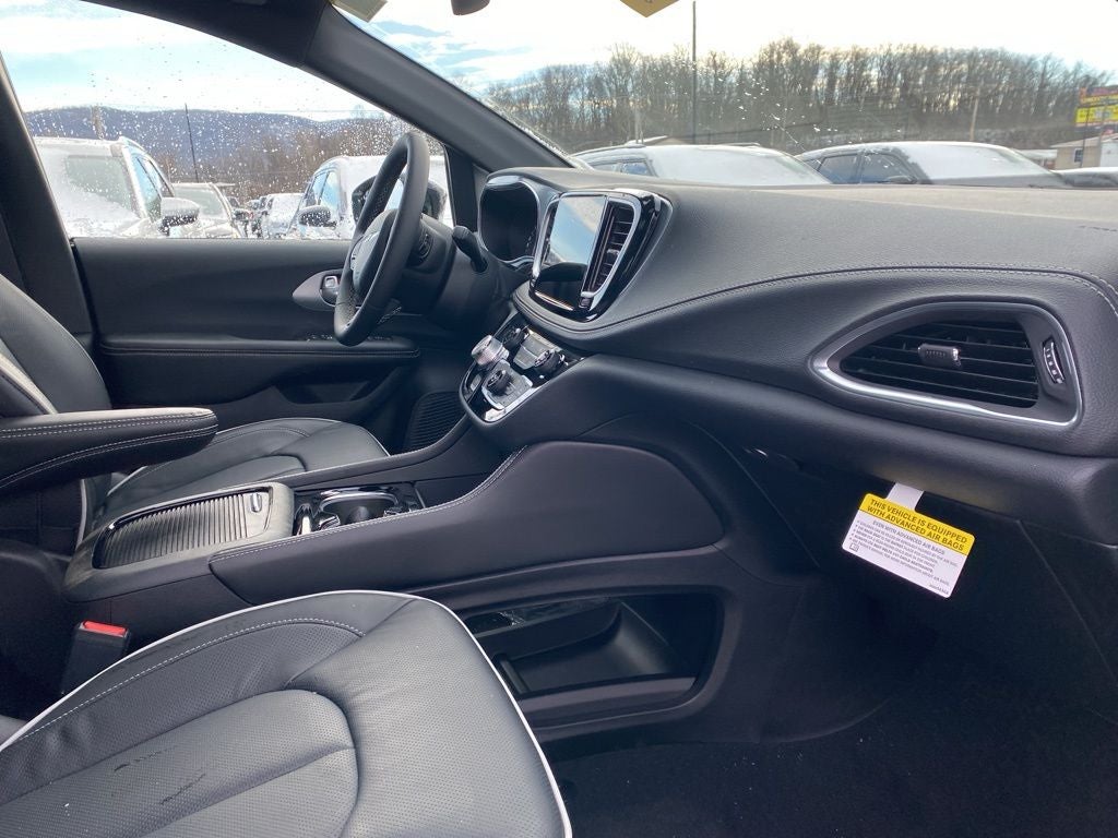 2026 Chrysler Pacifica PACIFICA LIMITED AWD