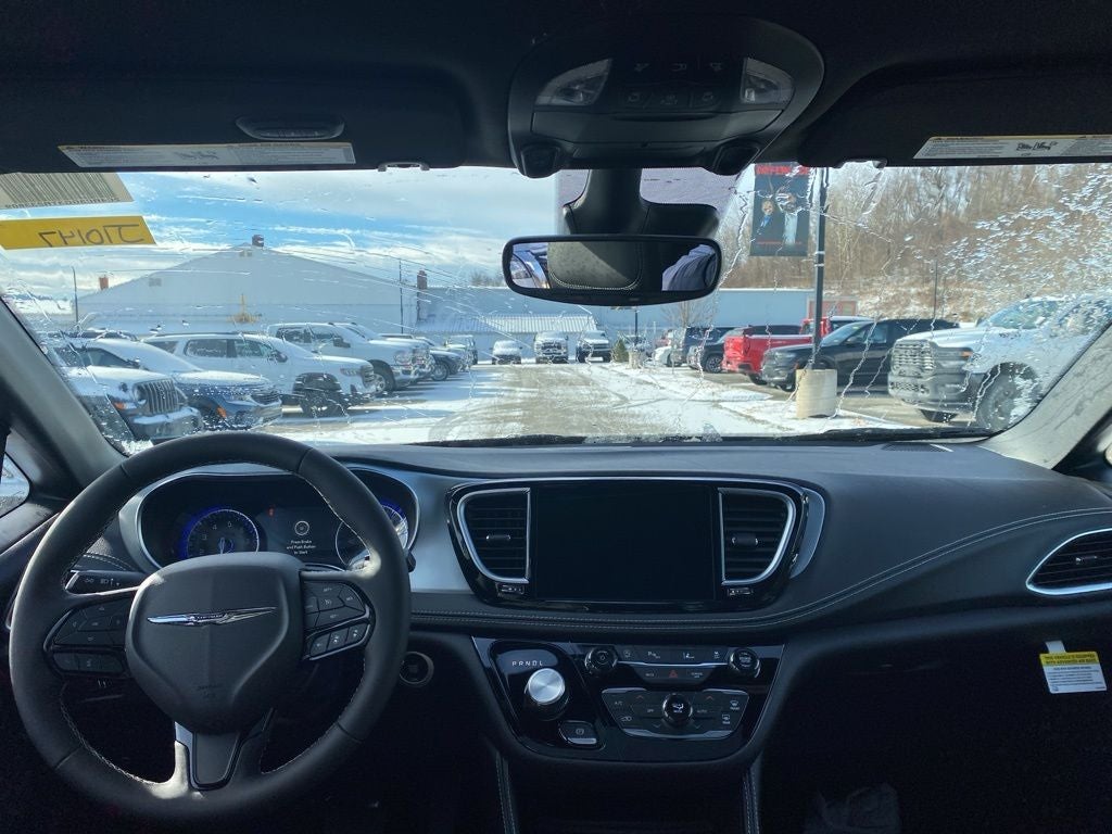 2026 Chrysler Pacifica PACIFICA LIMITED AWD