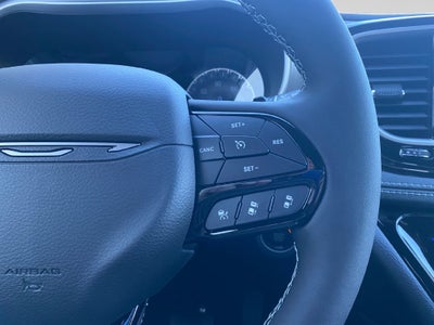 2027 Chrysler Pacifica Limited