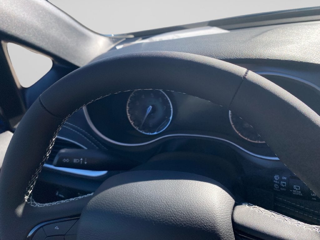 2027 Chrysler Pacifica Limited
