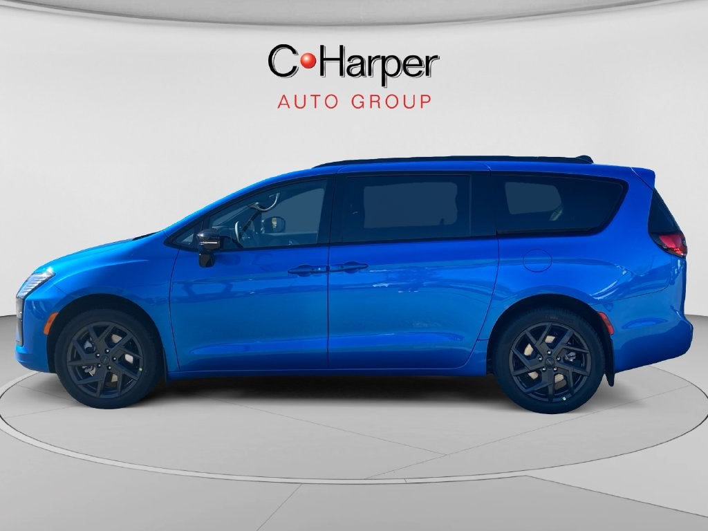 2027 Chrysler Pacifica Limited