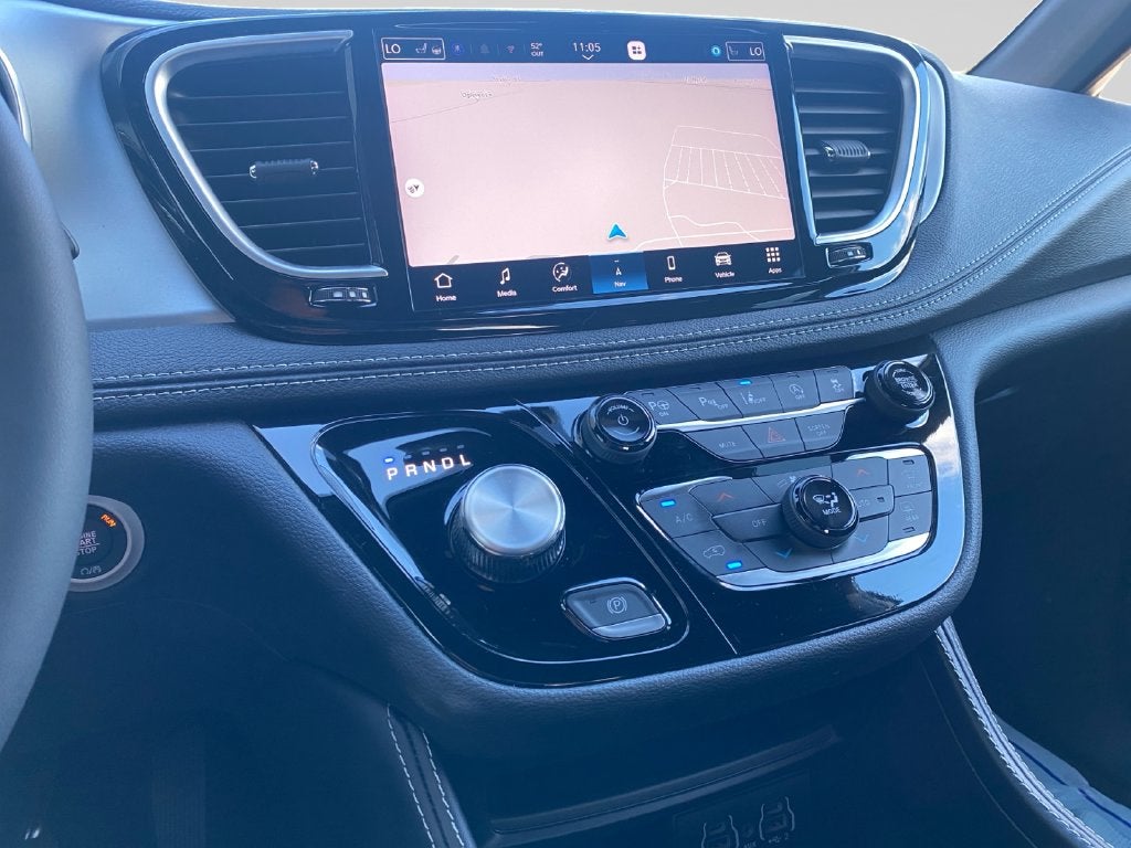 2025 Chrysler Pacifica Limited