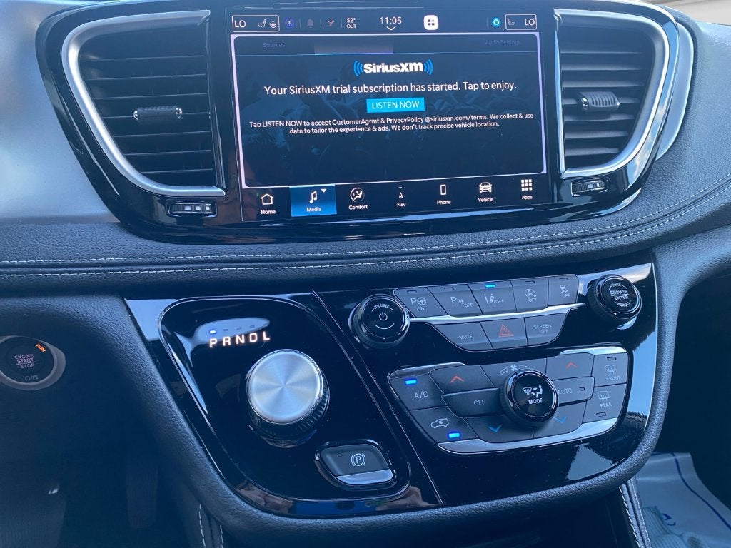 2025 Chrysler Pacifica Limited