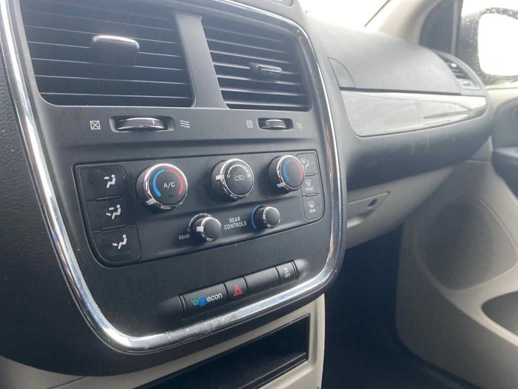2016 Dodge Grand Caravan SE