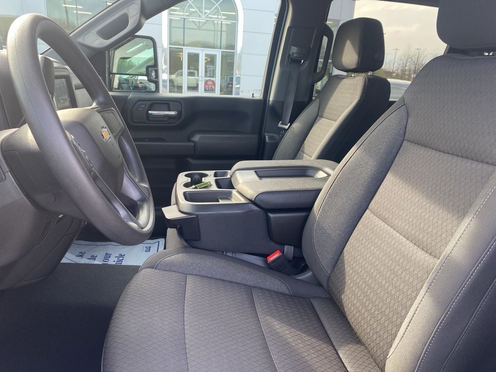 2024 Chevrolet Silverado 2500HD 4WD Crew Cab Standard Bed Custom