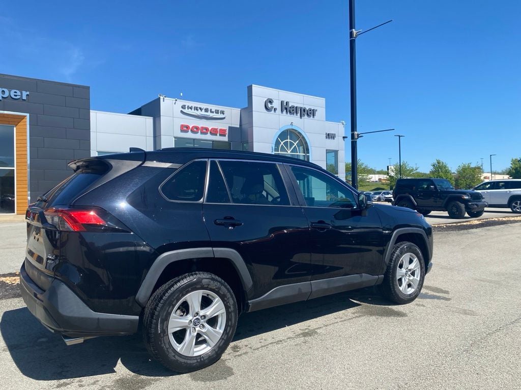 2020 Toyota RAV4 XLE