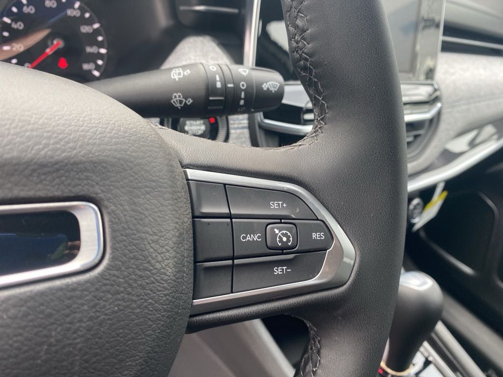 2026 Jeep Compass COMPASS LATITUDE 4X4