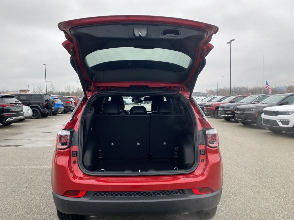 2026 Jeep Compass COMPASS LIMITED ALTITUDE 4X4