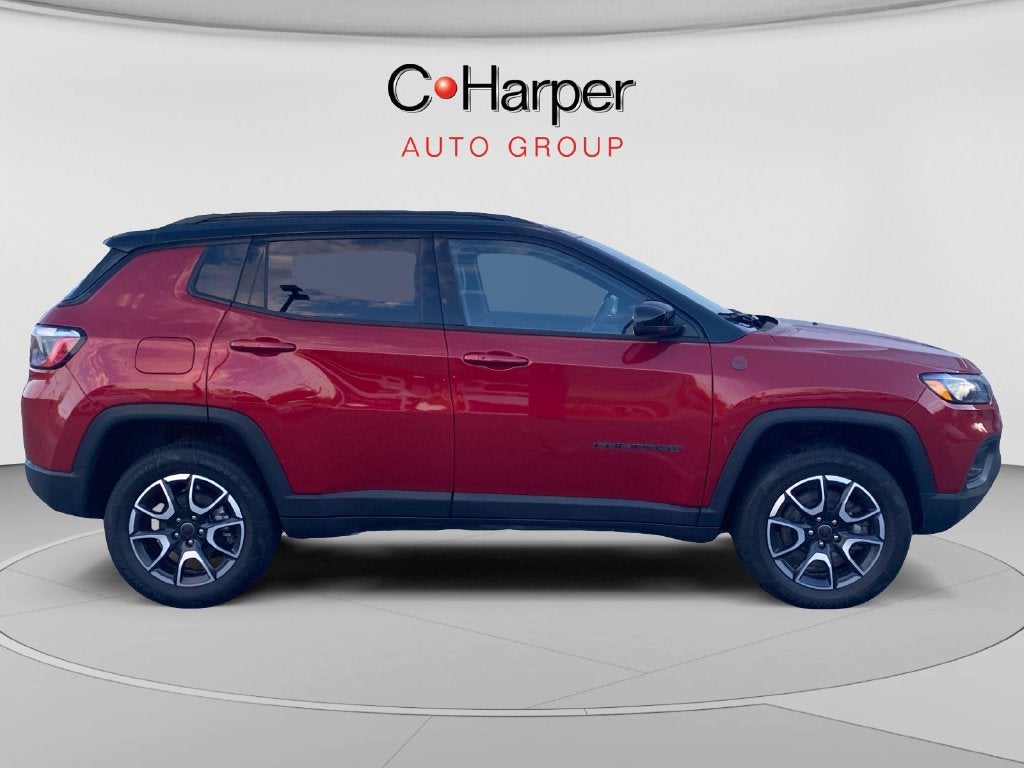 2025 Jeep Compass Trailhawk