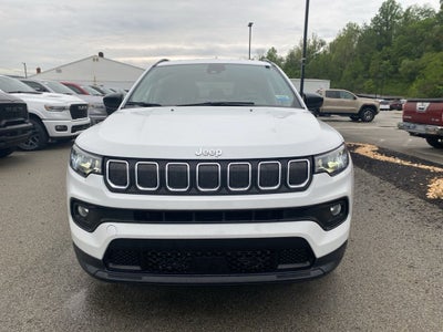 2022 Jeep Compass Latitude Lux