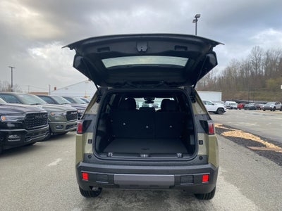 2026 Jeep Cherokee CHEROKEE LAREDO 4X4