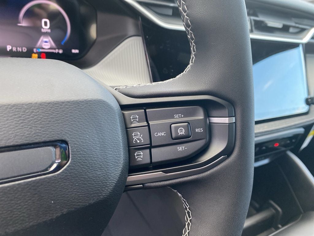 2026 Jeep Cherokee CHEROKEE LAREDO 4X4